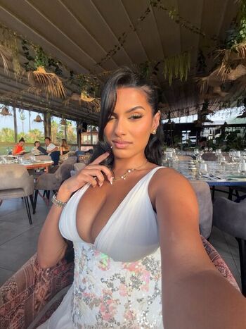 Full leaked Abida page private onlyfans photo