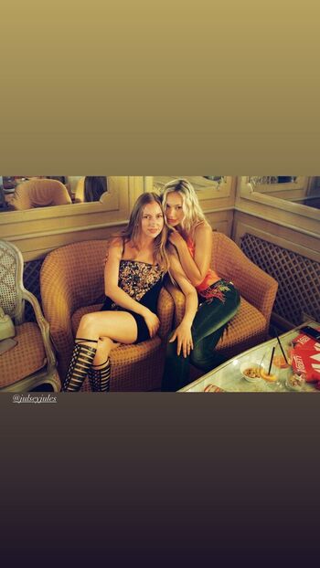 Full leaked Alexis ren  page private onlyfans photo