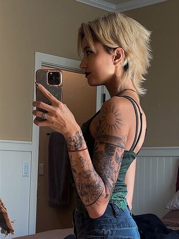 Full leaked Angeleyesali private onlyfans photo