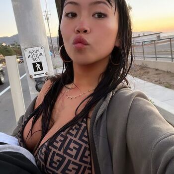 Full leaked Beabadoobee private onlyfans photo
