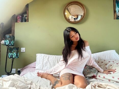 Full leaked Beabadoobee private onlyfans photo