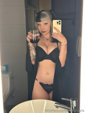 Full leaked Brattykayla private onlyfans photo