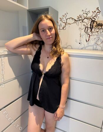 Full leaked Deineesarah private onlyfans photo