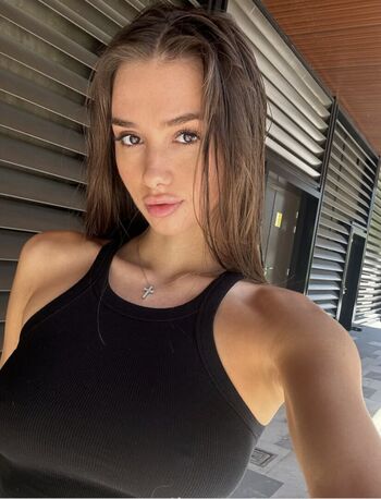 Eleonora Romanova