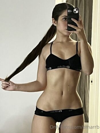 Full leaked Emarr b private onlyfans photo
