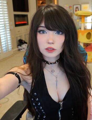 Full leaked Emiru private onlyfans photo