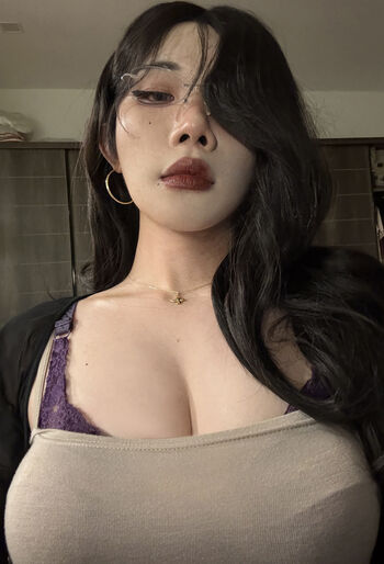 Full leaked Hongbin private onlyfans photo