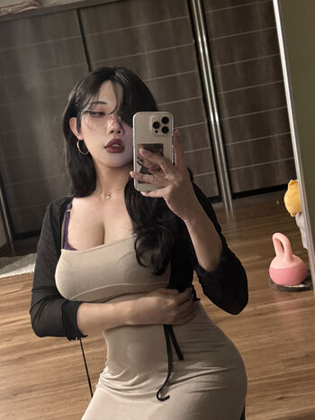Full leaked Hongbin private onlyfans photo