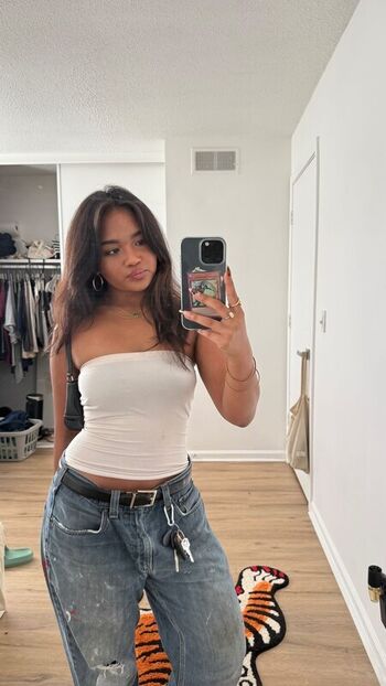 Full leaked Imaan zaiham private onlyfans photo