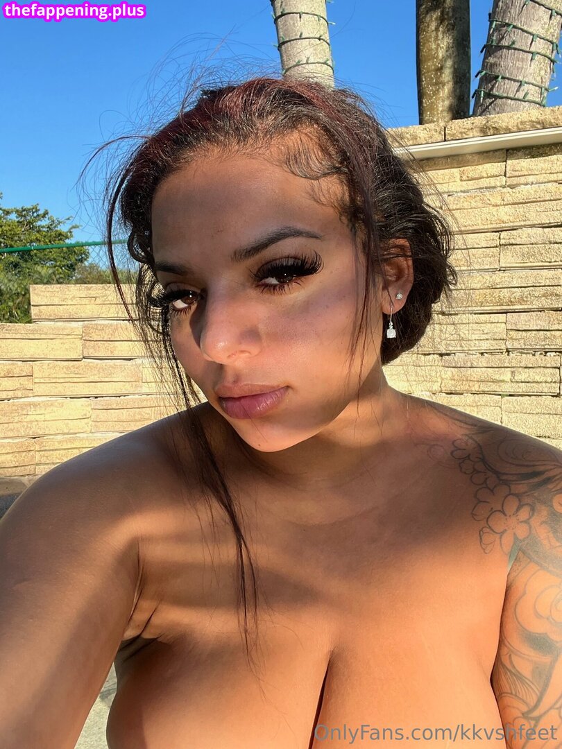kkvsh / kkvshfeet Meztelen OnlyFans Fotó #16