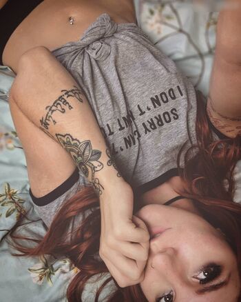 Full leaked Lara loxley private onlyfans photo