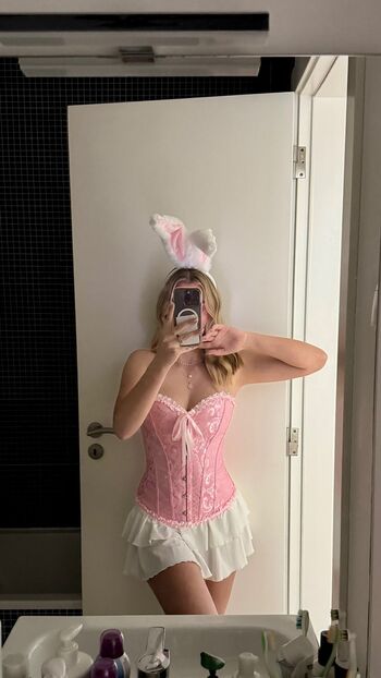 Full leaked Lara sofia private onlyfans photo