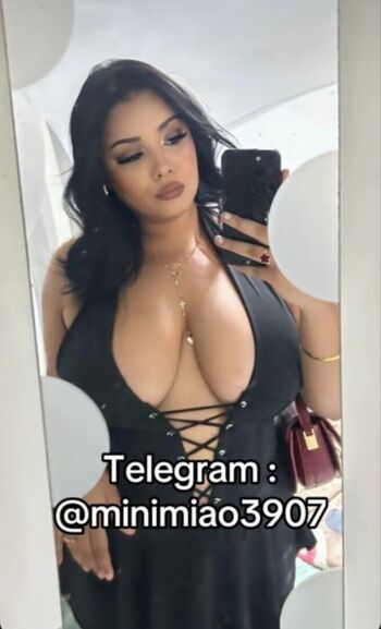 Full leaked Laviedebell private onlyfans photo