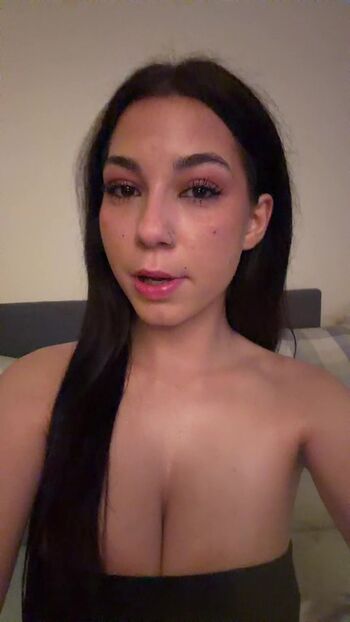 Full leaked Layla pownall private onlyfans photo