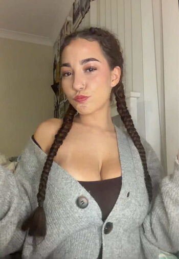 Full leaked Layla pownall private onlyfans photo