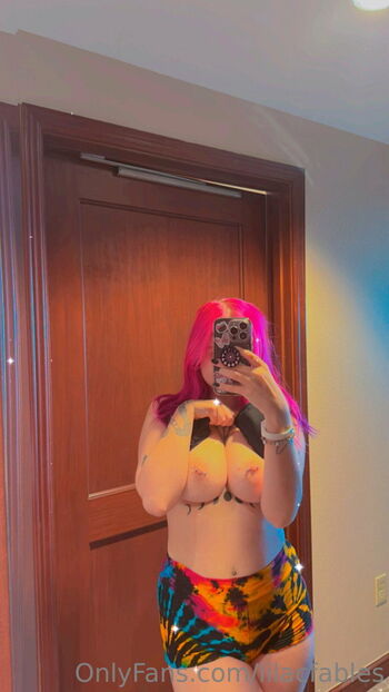 Full leaked Lilacfables private onlyfans photo