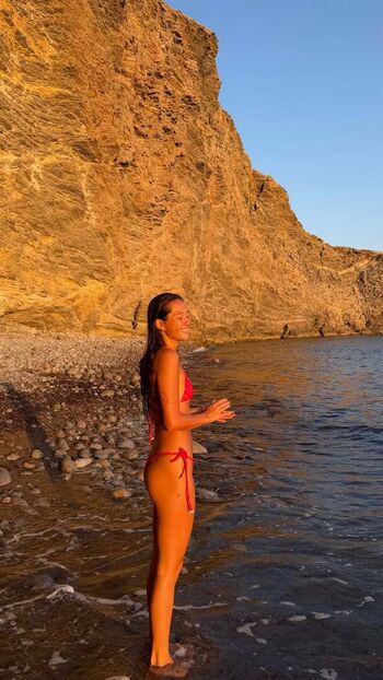 Full leaked Lily chee private onlyfans photo