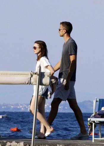 Full leaked Lily collins private onlyfans photo