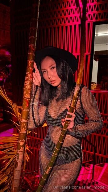 Full leaked Lily private onlyfans photo