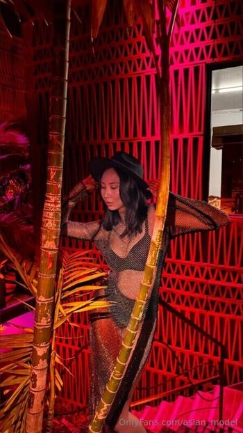 Full leaked Lily private onlyfans photo