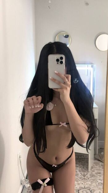 Full leaked Linabunnie private onlyfans photo