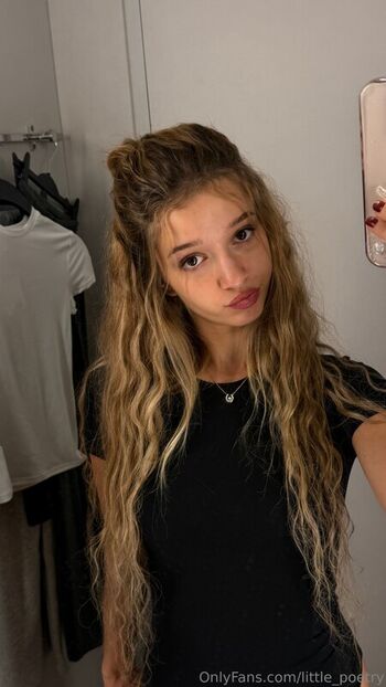 Full leaked Little poetry private onlyfans photo