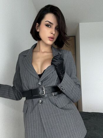 Full leaked Lory dark private onlyfans photo