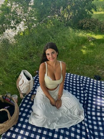 Full leaked Lunaosantos private onlyfans photo