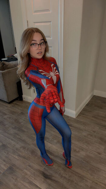 Full leaked Lyssaurora private onlyfans photo