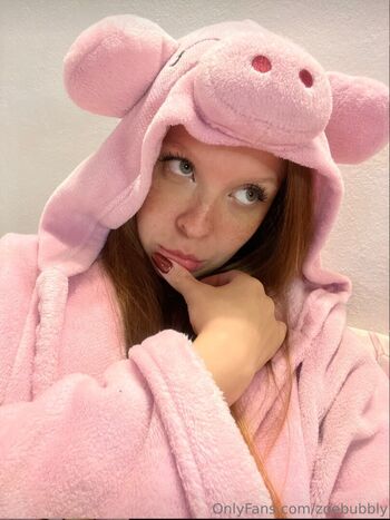 Full leaked Miabubbly private onlyfans photo