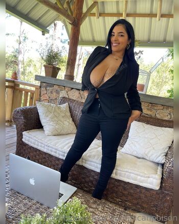 Full leaked Mizzissy private onlyfans photo