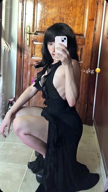 Full leaked Moondoll private onlyfans photo
