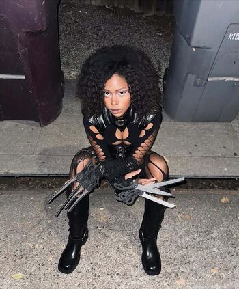 Full leaked Riele downs private onlyfans photo