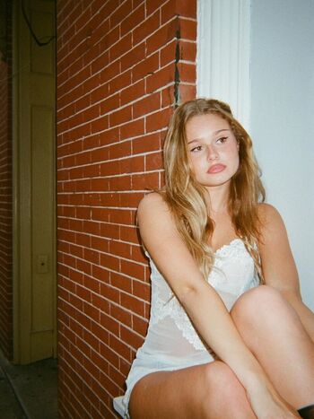Full leaked Ruby rose turner private onlyfans photo