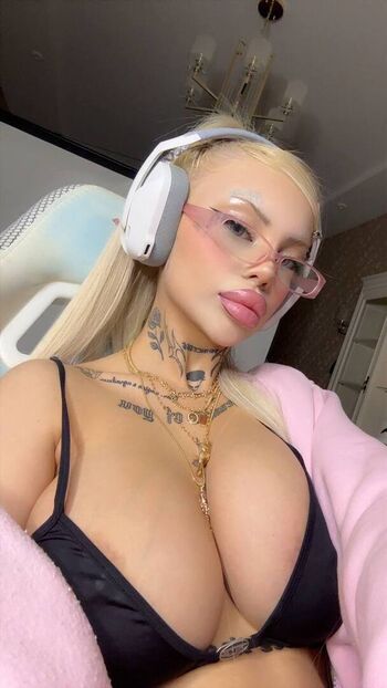 Full leaked Yeahmur private onlyfans photo