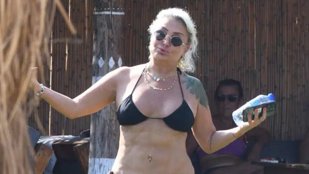 Full leaked Yonca evcimik private onlyfans photo